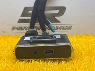 разъем AUX / USB Alfa Romeo Giulia 2 поколение 952 2017, 2.0 л., бензин, АКПП, rosso red, седан, задний привод, правый руль, 156118209
