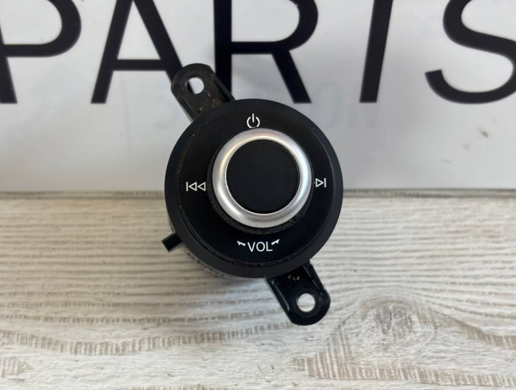 джойстик управления мультимедиа Alfa Romeo Stelvio 1 поколение 949 2018, 2.0 л., бензин, АКПП, полный привод, 156107465 - фото №1