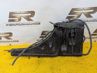 бачок омывателя Maserati Levante 1 поколение [рестайлинг] M161 2023, 2.0 л., АКПП, внедорожник 5 дв., полный привод, правый руль, 670034637
