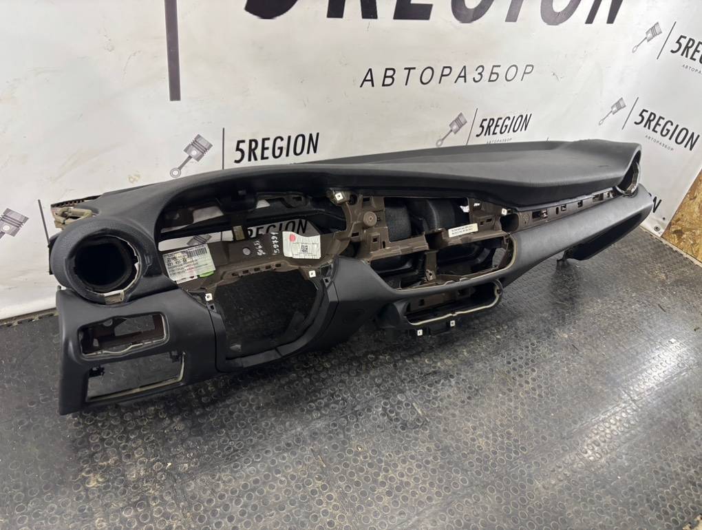 панель передняя салона (торпедо) Alfa Romeo Giulia 2 поколение 952 2018, 2.0 л., бензин, АКПП, rosso red, седан, полный привод - фото №1