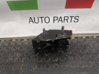 кронштейн радиатора Alfa Romeo Giulia 2 поколение [рестайлинг] 952 2021, 2.0 л., бензин, АКПП, black vulcano, седан, задний привод, правый руль