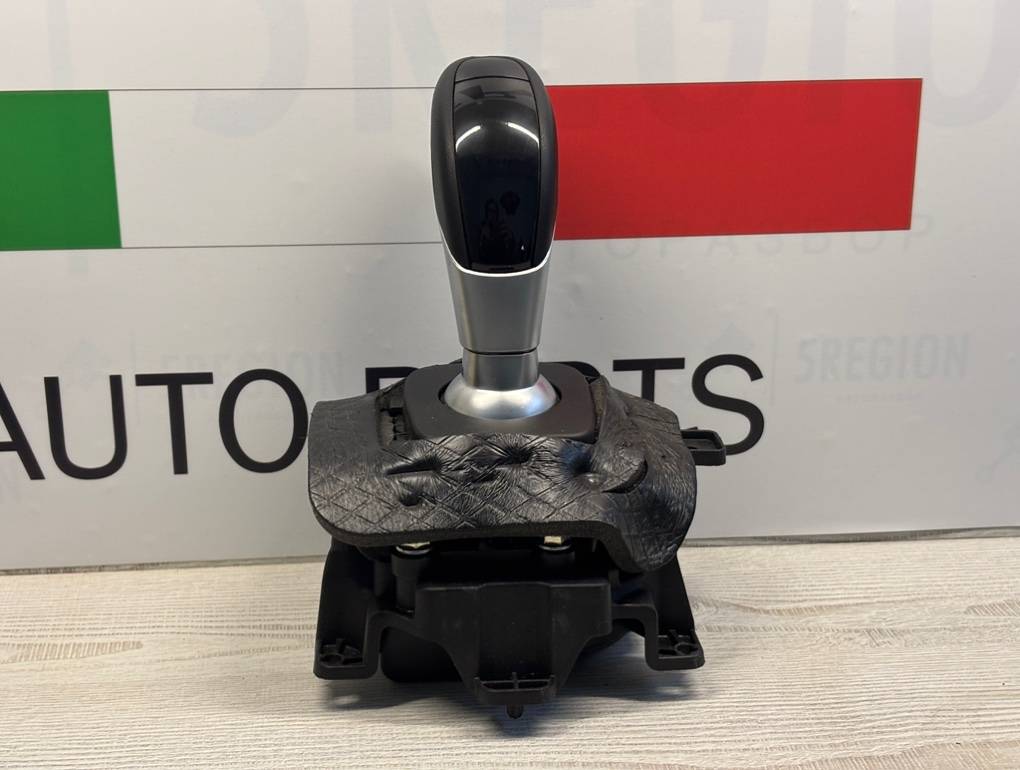 модуль управления селектора АКПП Alfa Romeo Giulia 2 поколение 952 2019, 2.0 л., бензин, АКПП, rosso red, седан, задний привод, правый руль - фото №1