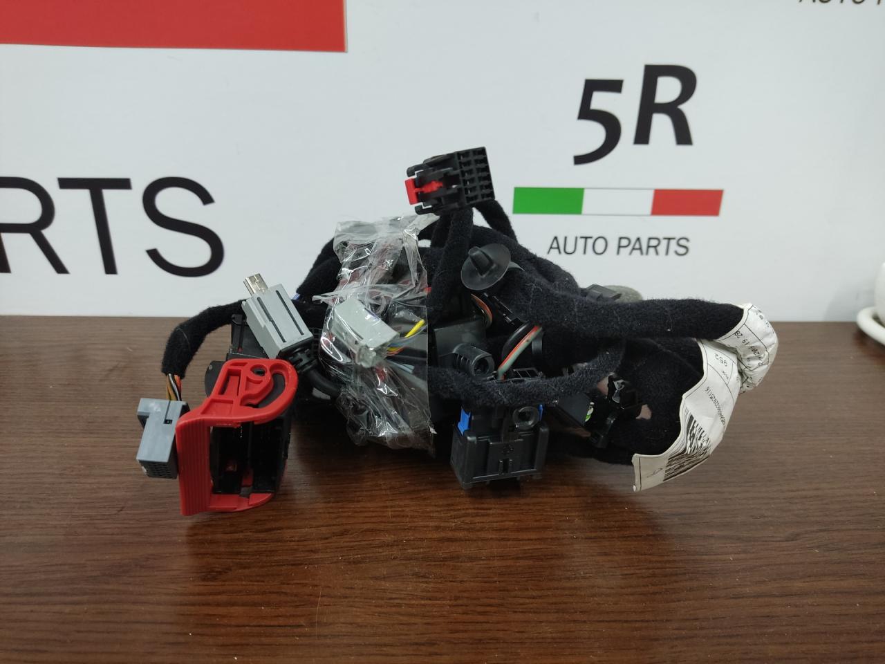 проводка Alfa Romeo Giulia 2 поколение 952 2018, 2.0 л., бензин, АКПП, montecarlo blue, седан, задний привод, правый руль, 50544014 - фото №1