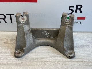 кронштейн КПП Alfa Romeo Giulia 2 поколение [рестайлинг] 952 2022, 2.9 л., бензин, АКПП, blue misano, седан, задний привод, правый руль, 50553210