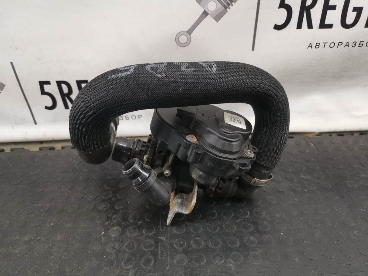 термостат Alfa Romeo Giulia 2 поколение 952 2018, 2.0 л., бензин, АКПП, vesuvio gray metallic, седан, полный привод, 50049078 - фото №1