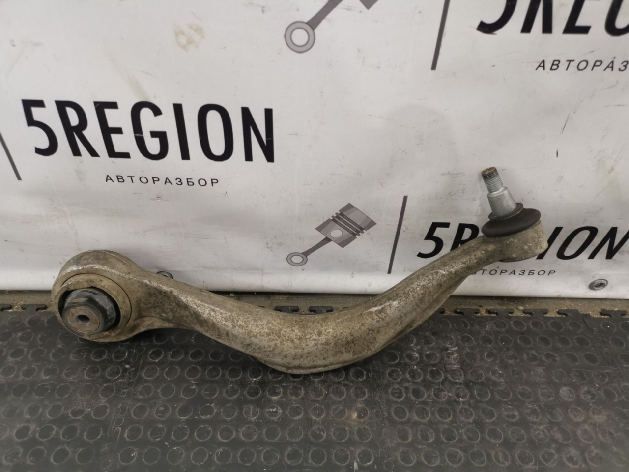 рычаг передний левый Alfa Romeo Stelvio 1 поколение 949 2019, 2.2 л., дизель, АКПП, внедорожник 5 дв., полный привод, правый руль - фото №1