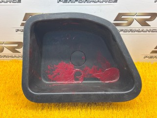 корыто пластиковое Alfa Romeo Giulia 2 поколение 952 2017, 2.0 л., бензин, АКПП, rosso red, седан, задний привод, правый руль, 15610739