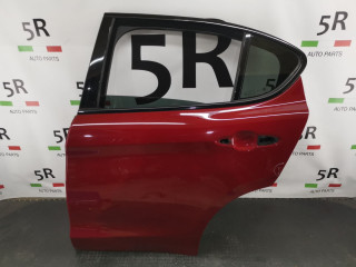 дверь задняя левая Alfa Romeo Stelvio 1 поколение 949 2019, 2.0 л., бензин, АКПП, rosso red, внедорожник 5 дв., полный привод, правый руль