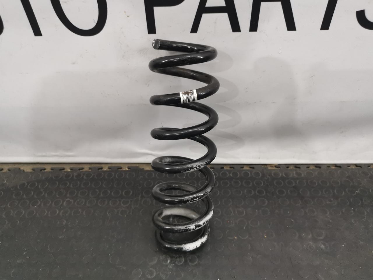 пружина задняя BMW 3 серия G20 2019, 2.0 л., B48 B20 B, бензин, АКПП, portimao blau (c31), седан, задний привод, правый руль - фото №1