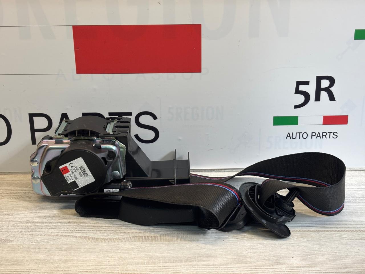 ремень безопасности BMW 3 серия G20 2019, 2.0 л., B48 B20 B, бензин, АКПП, portimao blau (c31), седан, задний привод, правый руль, 6366079 - фото №1