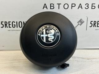 подушка безопасности водителя Alfa Romeo Stelvio 1 поколение 949 2019, 2.2 л., дизель, АКПП, внедорожник 5 дв., полный привод, правый руль, 156147609