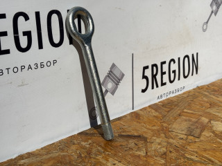 крюк буксировочный Alfa Romeo Giulia 2 поколение 952 2017, 2.9 л., бензин, АКПП, rosso competizione, седан, задний привод, правый руль