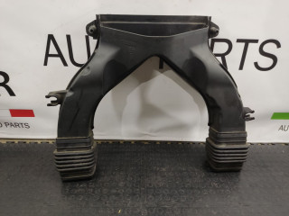 патрубок воздушного фильтра Alfa Romeo Giulia 2 поколение 952 2017, 2.9 л., бензин, АКПП, rosso competizione, седан, задний привод, правый руль, 50545152