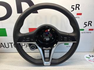 руль Alfa Romeo Stelvio 1 поколение 949 2019, 2.0 л., бензин, АКПП, vesuvio gray metallic, внедорожник 5 дв., полный привод, правый руль