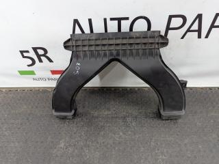 воздухозаборник Alfa Romeo Stelvio 1 поколение 949 2019, 2.9 л., бензин, АКПП, rosso competizione, внедорожник 5 дв., полный привод, правый руль, 68330161AA