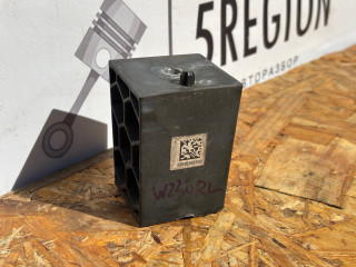 опора под домкрат (поддомкратная подушка) Alfa Romeo Giulia 2 поколение 952 2017, 2.9 л., бензин, АКПП, rosso competizione, седан, задний привод, правый руль, 505365300