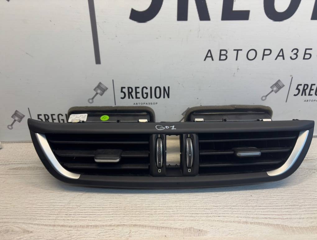 дефлектор обдува салона Alfa Romeo Giulia 2 поколение 952 2018, 2.0 л., бензин, АКПП, задний привод, 156110178 - фото №1