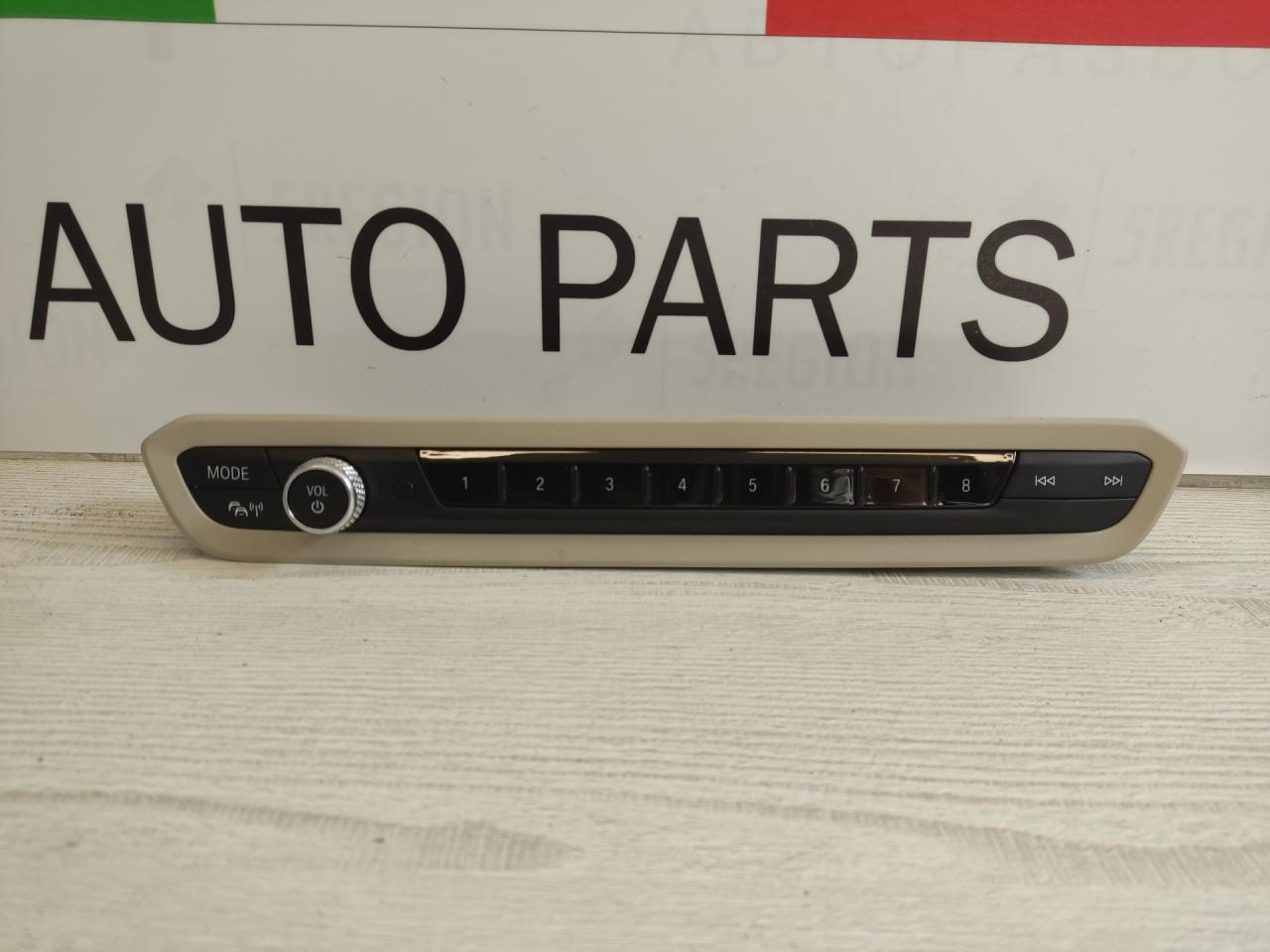 панель управления магнитолой BMW 3 серия G20 2019, 2.0 л., B48 B20 B, бензин, АКПП, portimao blau (c31), седан, задний привод, правый руль, 7949456, 61315A47C61 - фото №1