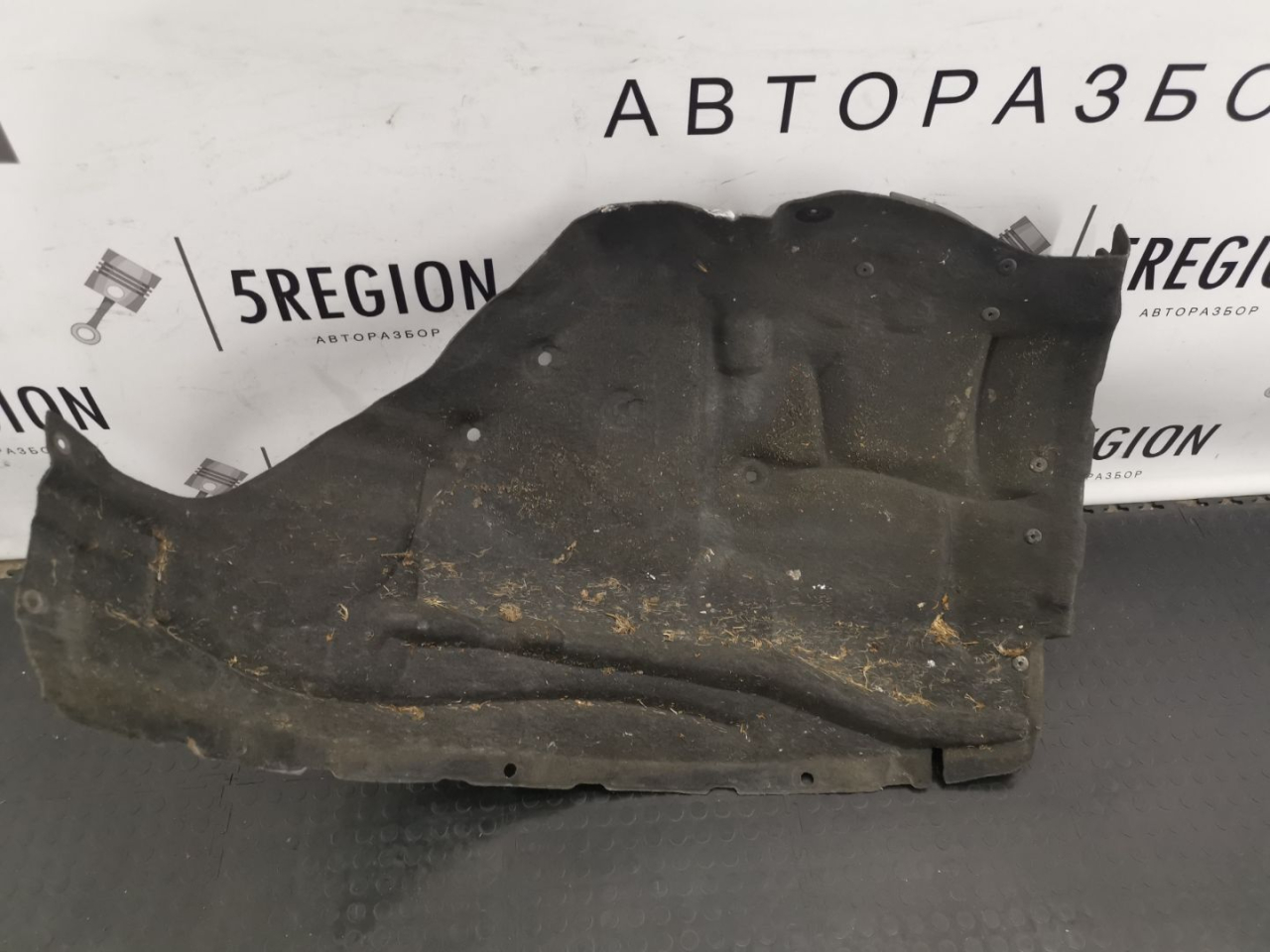 защита арок передняя правая (подкрылок) Alfa Romeo Stelvio 1 поколение 949 2018, 2.0 л., бензин, АКПП, vesuvio gray metallic, внедорожник 5 дв., полный привод, правый руль - фото №1