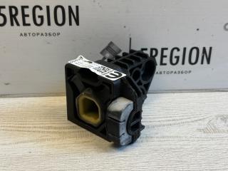 кронштейн радиатора Alfa Romeo Stelvio 1 поколение 949 2019, 2.2 л., дизель, АКПП, внедорожник 5 дв., полный привод, правый руль, 505426850