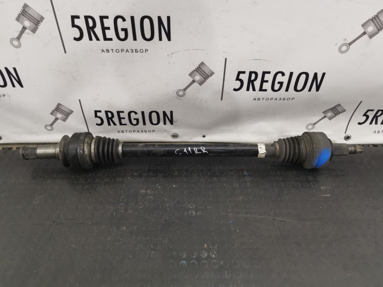 полуось задняя (приводной вал, ШРУС) Alfa Romeo Stelvio 1 поколение 949 2018, 2.0 л., бензин, АКПП, vesuvio gray metallic, внедорожник 5 дв., полный привод, правый руль - фото №1