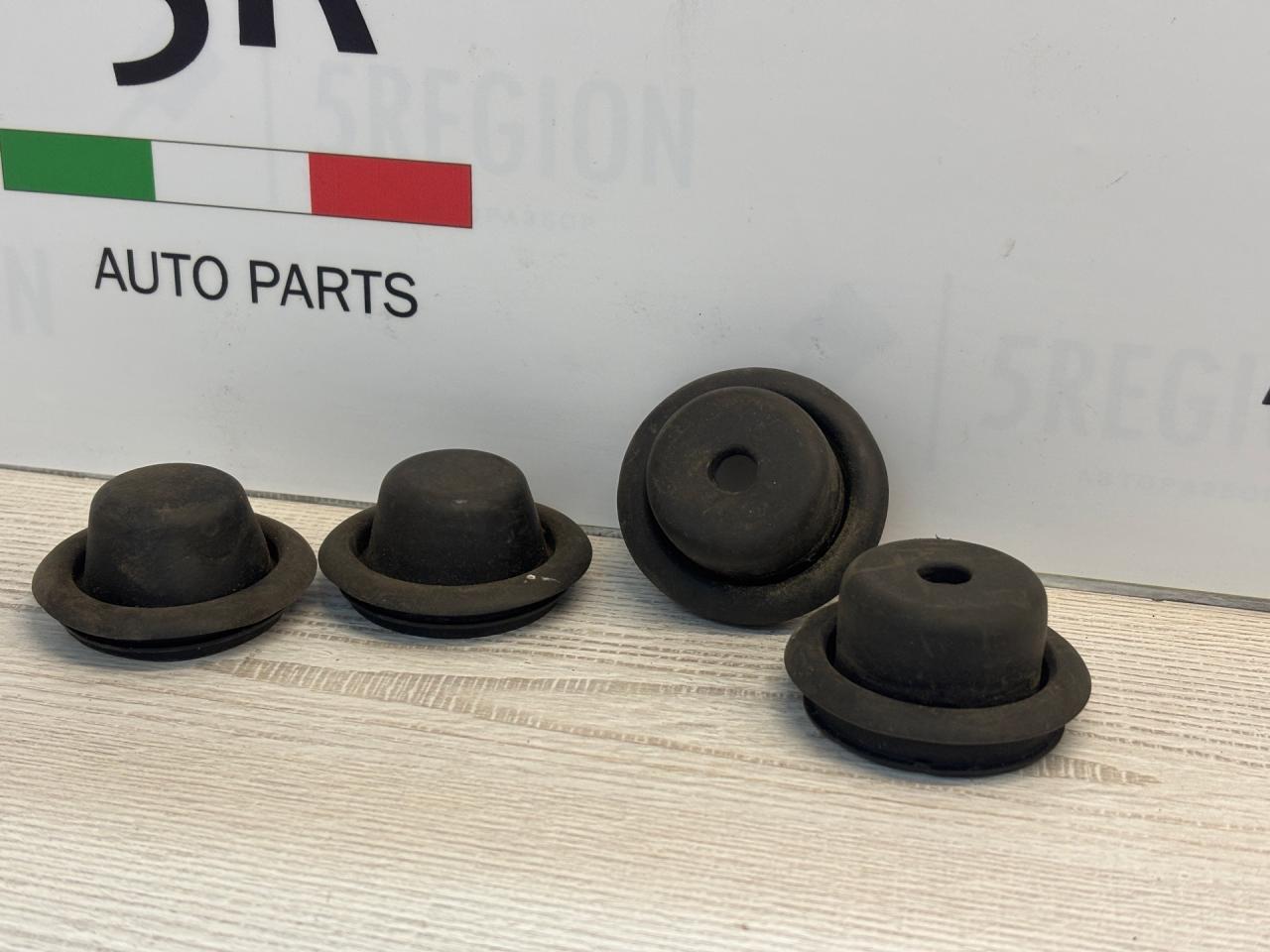 заглушка Alfa Romeo Giulia 2 поколение 952 2019, 2.0 л., бензин, АКПП, 035 vesuvio gray metallic, универсал, задний привод, правый руль - фото №1