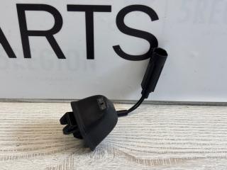 форсунка омывателя лобового стекла BMW M3 E92/E93 E92 2012, 4.0 л., S65 B40 A, бензин, робот, spacegrau metallic a52, купе, задний привод, правый руль