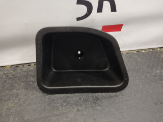 обшивка багажника Alfa Romeo Giulia 2 поколение 952 2019, 2.0 л., бензин, АКПП, rosso red, седан, задний привод, правый руль, 156107390