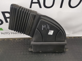 воздухозаборник Maserati Levante 1 поколение [рестайлинг] M161 2023, 2.0 л., АКПП, внедорожник 5 дв., полный привод, правый руль, 670175358