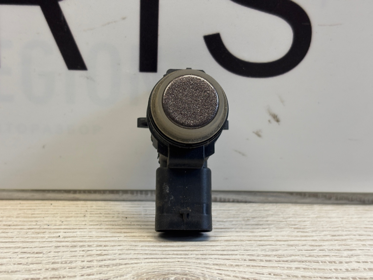 парктроник передний Alfa Romeo Stelvio 1 поколение 949 2018, 2.0 л., бензин, АКПП, vesuvio gray metallic, внедорожник 5 дв., полный привод, правый руль - фото №1