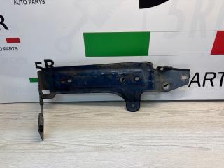 крепление ( кронштейн ) крыла Alfa Romeo Stelvio 1 поколение 949 2019, 2.0 л., бензин, АКПП, montecarlo blue, внедорожник 5 дв., полный привод, правый руль