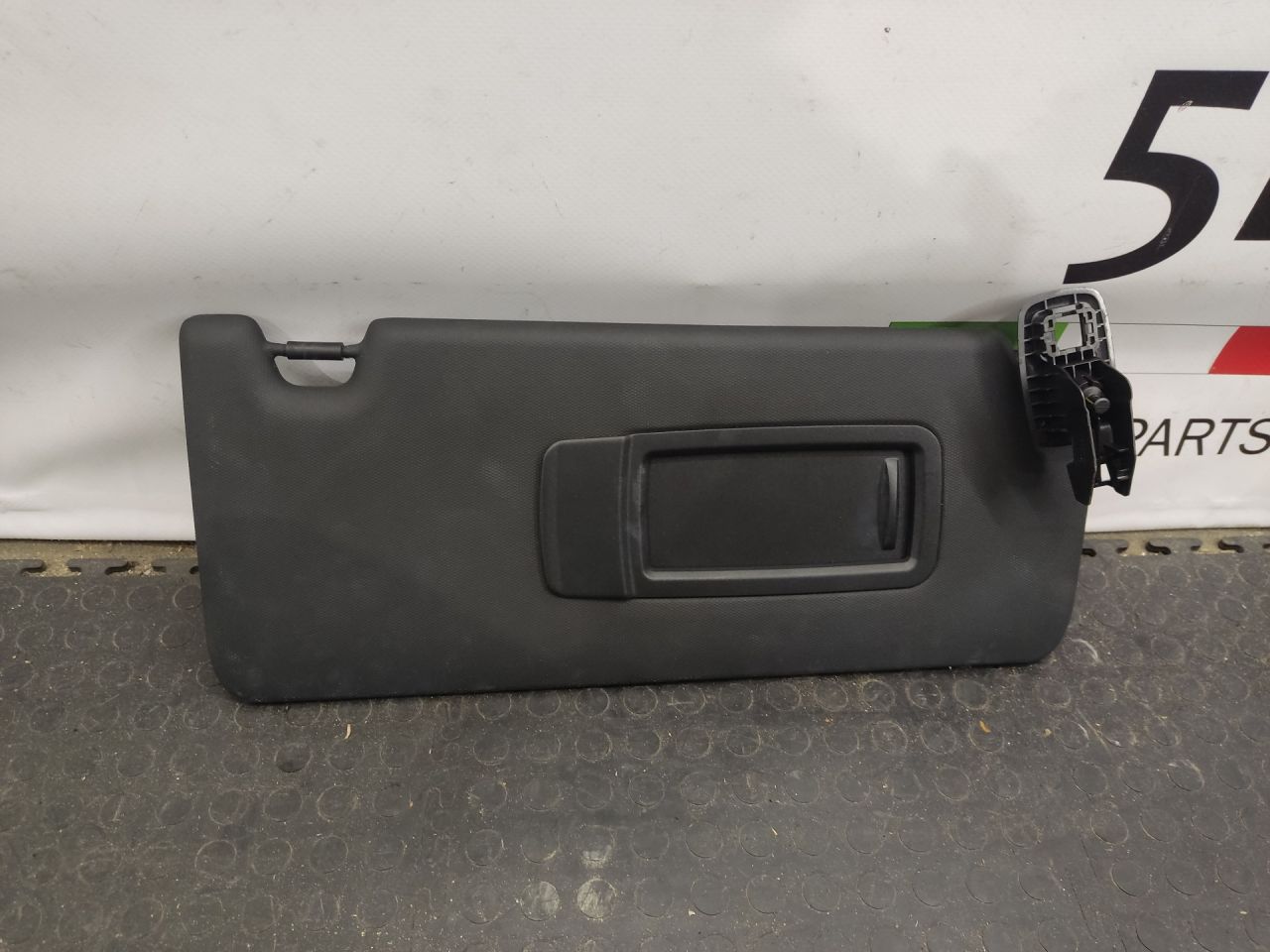 козырек солнцезащитный BMW 3 серия G20 2019, 2.0 л., B48 B20 B, бензин, АКПП, portimao blau (c31), седан, задний привод, правый руль - фото №1