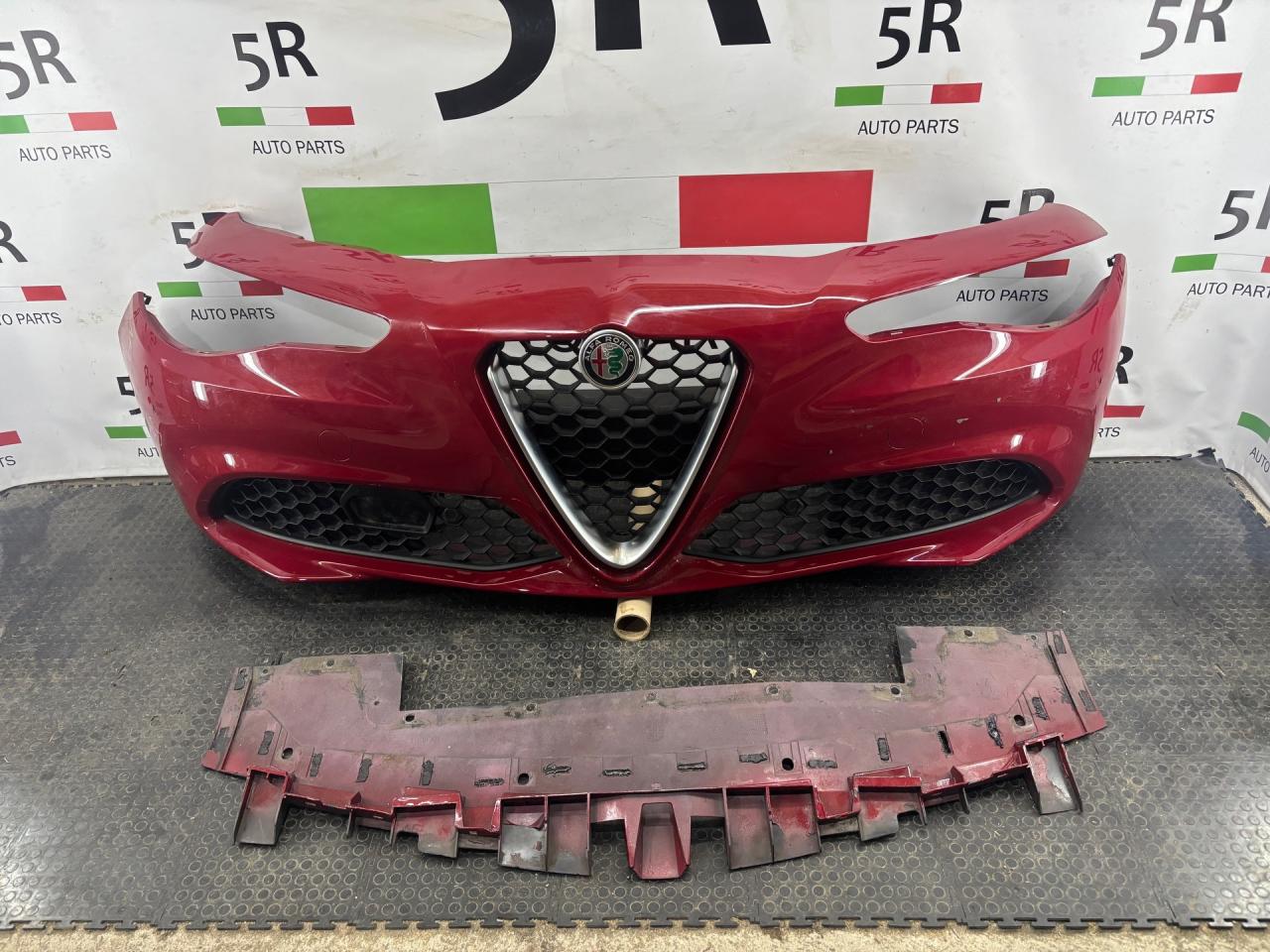 бампер передний Alfa Romeo Giulia 2 поколение 952 2017, 2.0 л., бензин, АКПП, rosso red, седан, задний привод, правый руль - фото №1