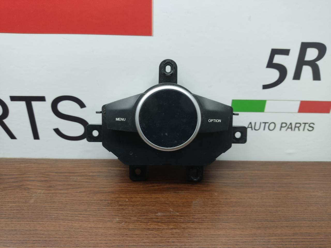 джойстик управления мультимедиа Alfa Romeo Stelvio 1 поколение 949 2018, 2.0 л., бензин, АКПП, полный привод, 156124220, 156124703 - фото №1