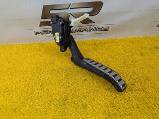 педаль Porsche Cayenne GTS 958 2013, 4.8 л., M 48.02, бензин, робот, a1/041 (чёрный), внедорожник 5 дв., полный привод, 7L0723507D