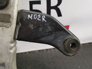 кронштейн радиатора Maserati Levante 1 поколение [рестайлинг] M161 2023, 2.0 л., АКПП, внедорожник 5 дв., полный привод, правый руль