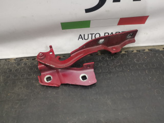 петля капота левая Alfa Romeo Giulia 2 поколение 952 2019, 2.0 л., бензин, АКПП, rosso red, седан, задний привод, правый руль