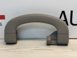 ручка внутренняя потолочная Alfa Romeo Giulia 2 поколение 952 2018, 2.0 л., бензин, АКПП, задний привод