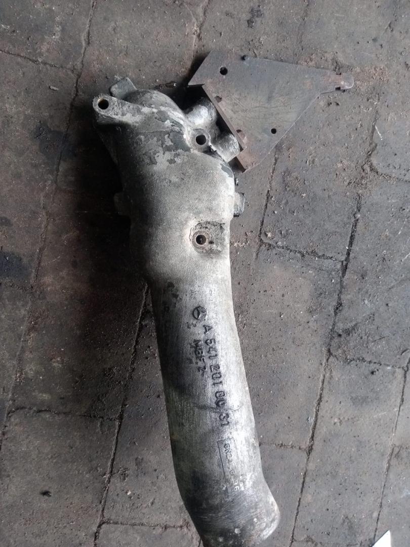 патрубок (трубопровод, шланг) Mercedes-Benz Actros 1 поколение (MP1) (1996 - 2003), 5412010031 - фото №1