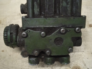 кран уровня подвески IVECO, 4728801030