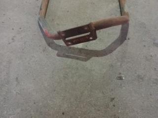 крепление ( кронштейн ) крыла MAN F90 1 поколение (1986 - 1997)