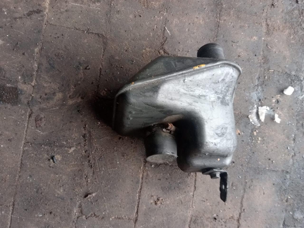 Резонатор воздушного компрессора Mercedes-Benz Actros 1 поколение (MP1) (1996 - 2003), 5411840190, 3965010382 - фото №1