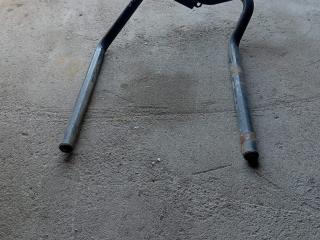 крепление ( кронштейн ) крыла MAN M2000 L 1 поколение (1996 - 2001)