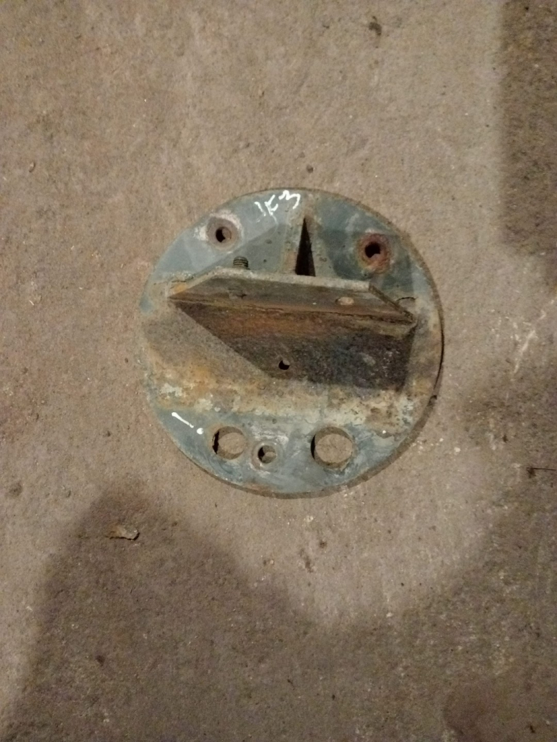 кронштейн пневмоподушки Mercedes-Benz Actros 1 поколение (MP1) (1996 - 2003) - фото №1