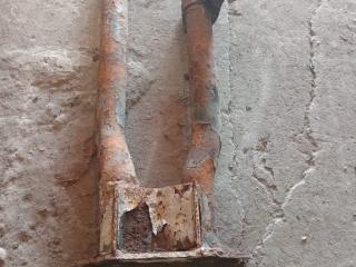 крепление ( кронштейн ) крыла MAN