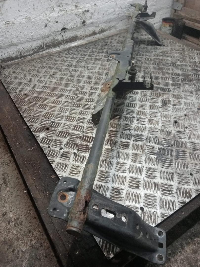 механизм стеклоочистителя (трапеция дворников) Scania 124 1 поколение (1996 - 2004), 1386574 - фото №1