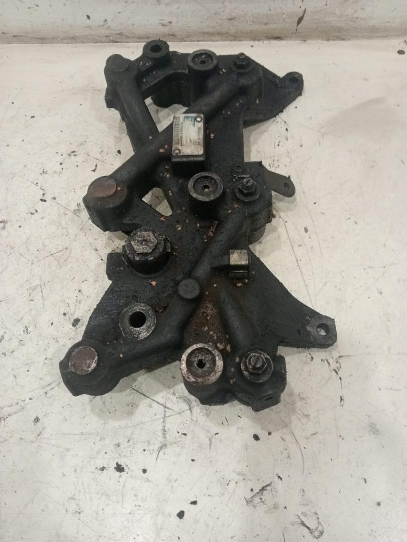 Мост клапана Renault Premium 1 поколение (1996 - 2005), 5010359882 - фото №1