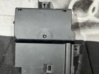 блок предохранителей Bentley Bentayga 1 поколение [рестайлинг] 4V1 2022, 3.0 л., бензин, АКПП, внедорожник 5 дв., 4M6937513