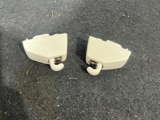 Крепление (крючок) солнцезащитного козырька Bentley Bentayga 1 поколение [рестайлинг] 4V1 2022, 3.0 л., бензин, АКПП, внедорожник 5 дв., 4M0859561B