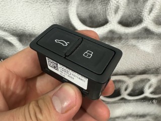 кнопка открытия багажника Audi Q7 4M 2019, 4G0959831D